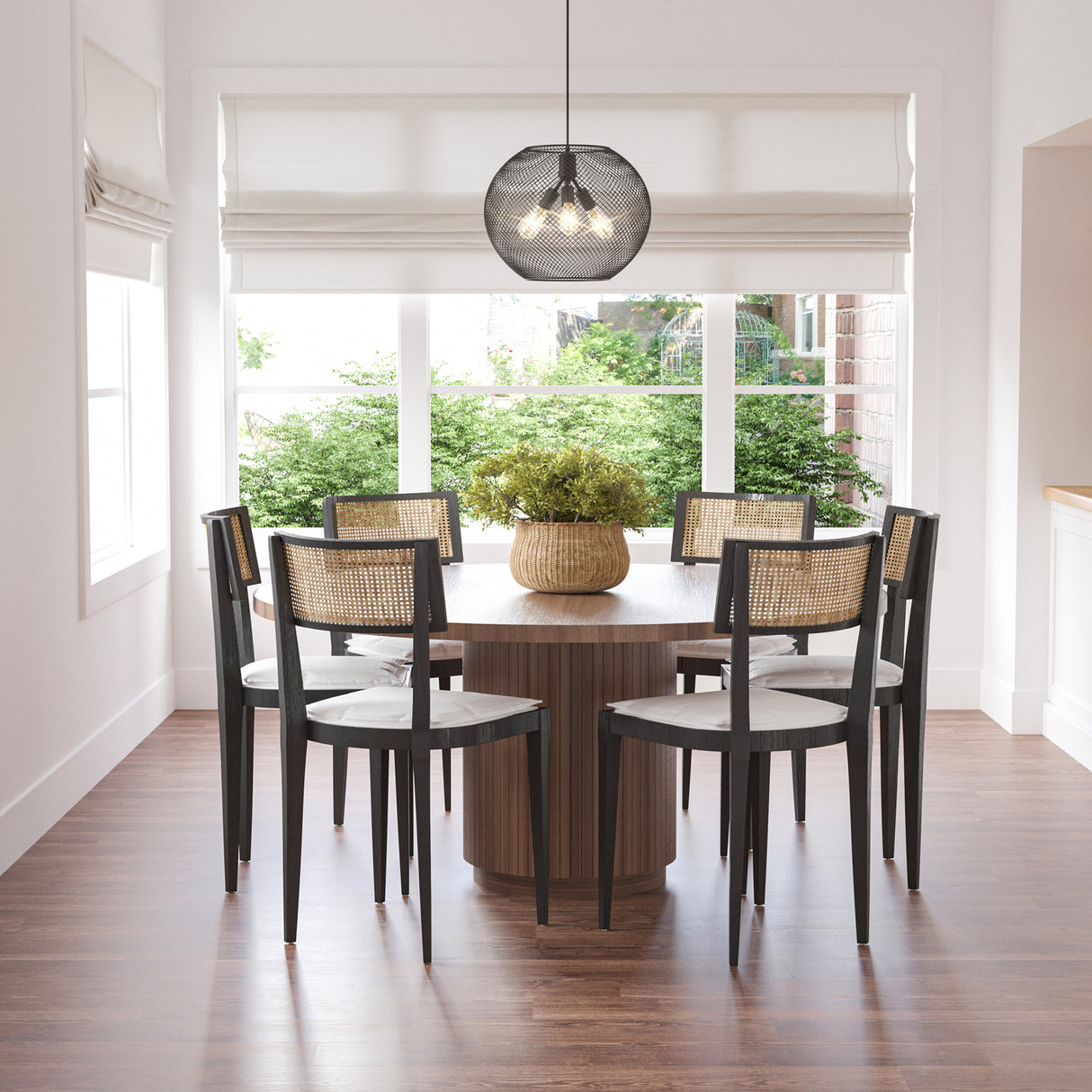 Bergen Globe Pendant 20", Matte Black
