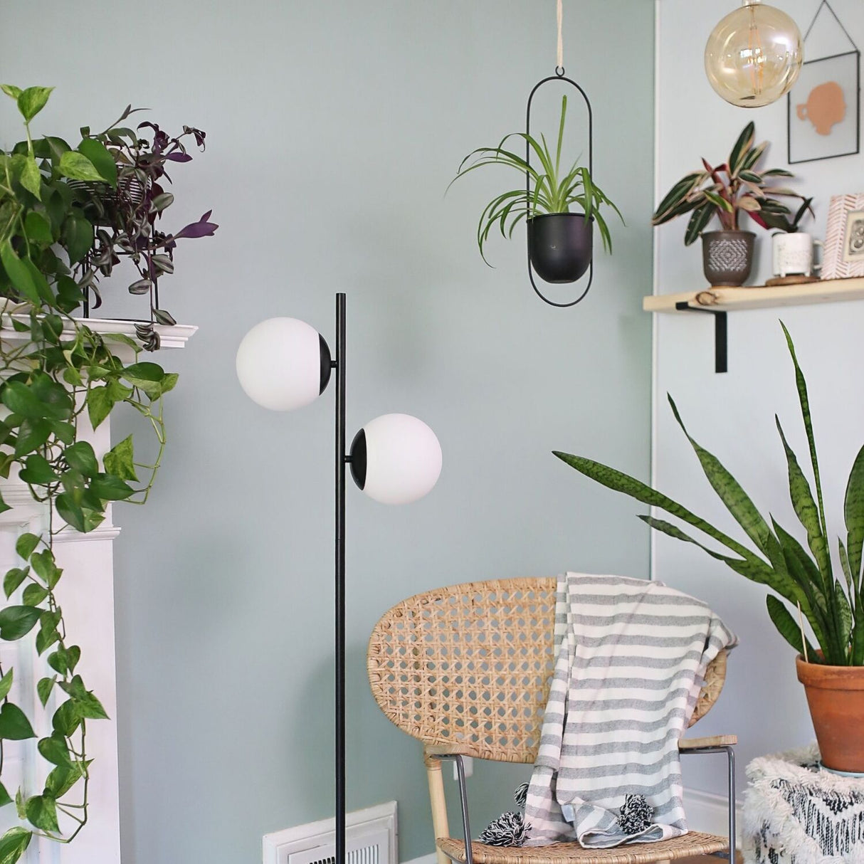 Open Box Castell 2 Globe LED Floor Lamp, Matte Black