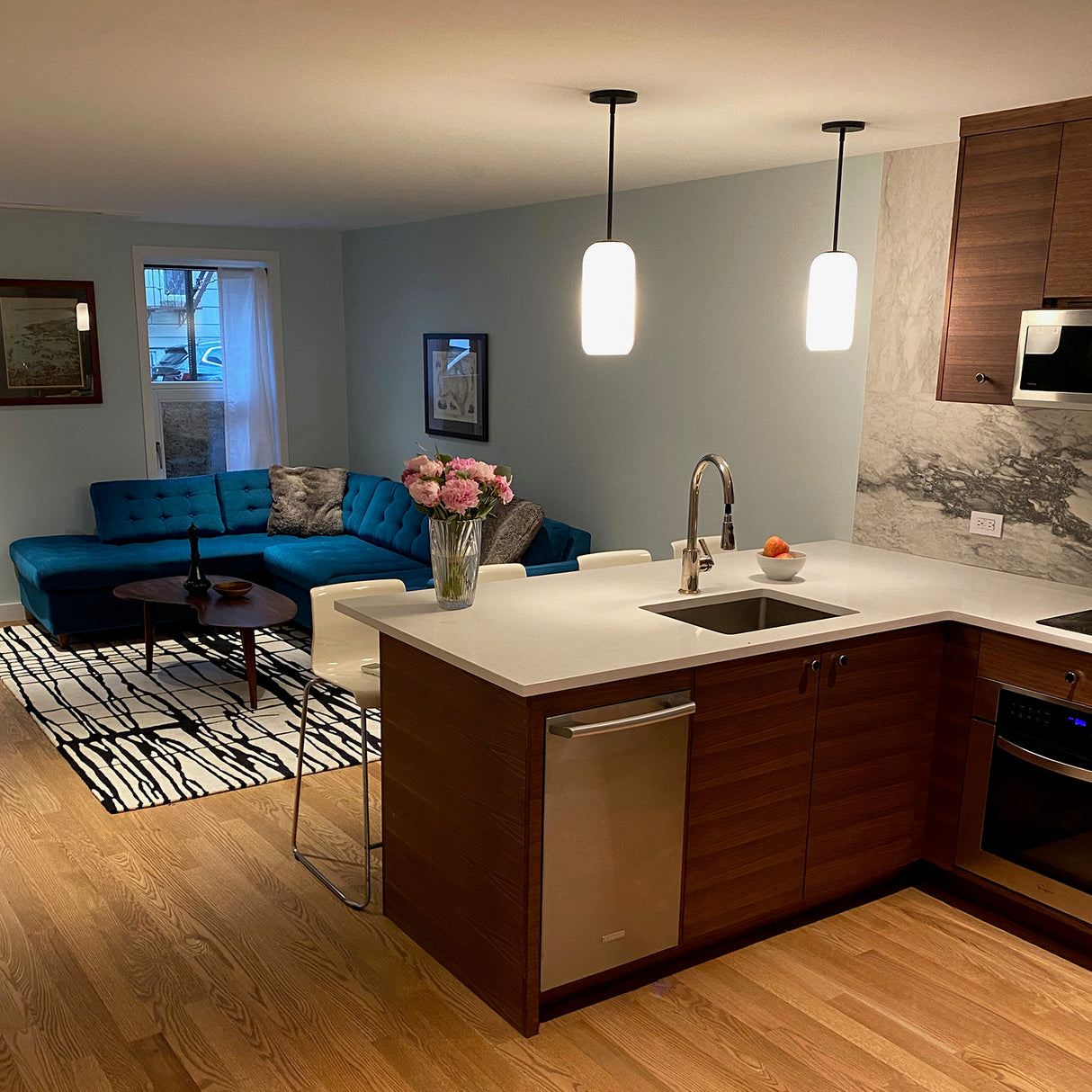 Photo courtesy of @back.to.the.studs