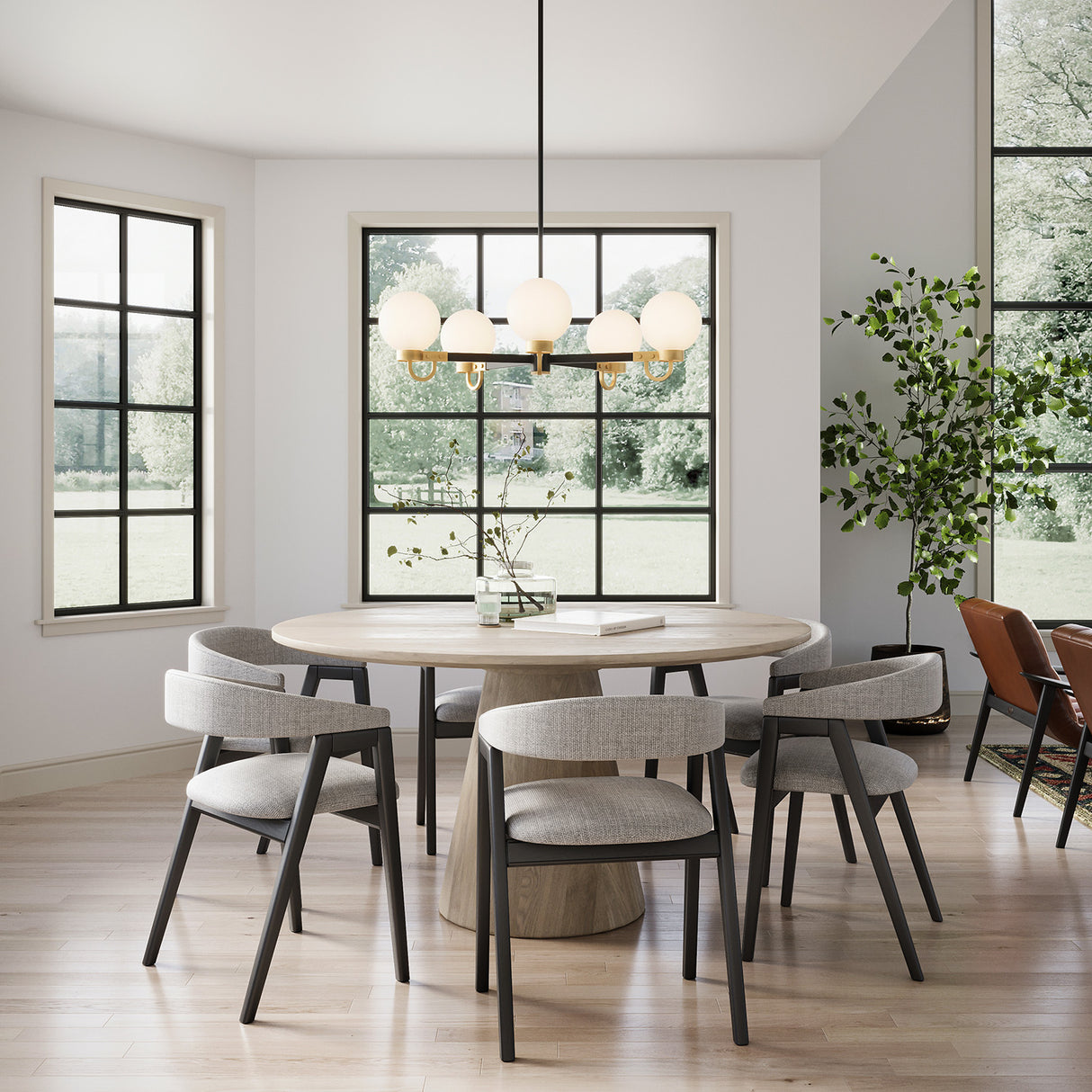 Ryan 5 Globe Chandelier in Dining Room