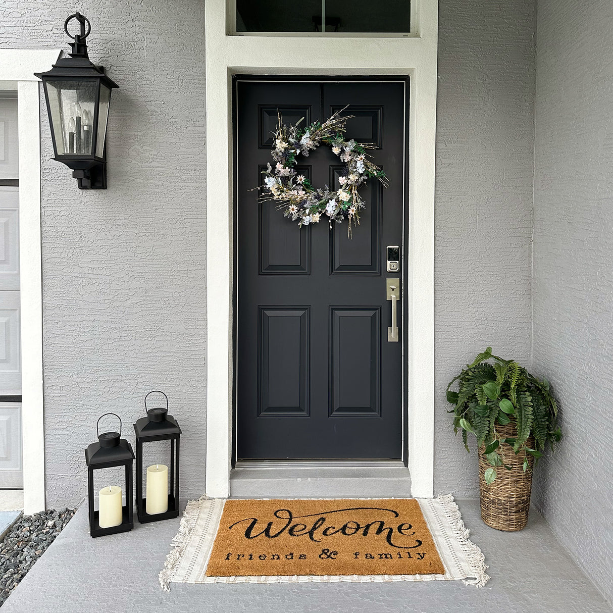 Open Box Tanner Solar Flameless Lantern, Large