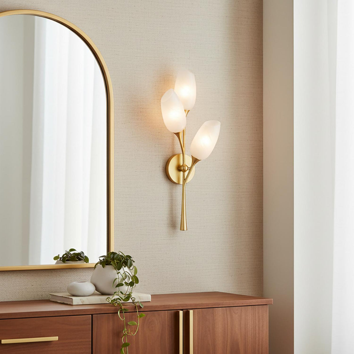 Amara Wall Sconce 25", Gold Leaf with Art Glass