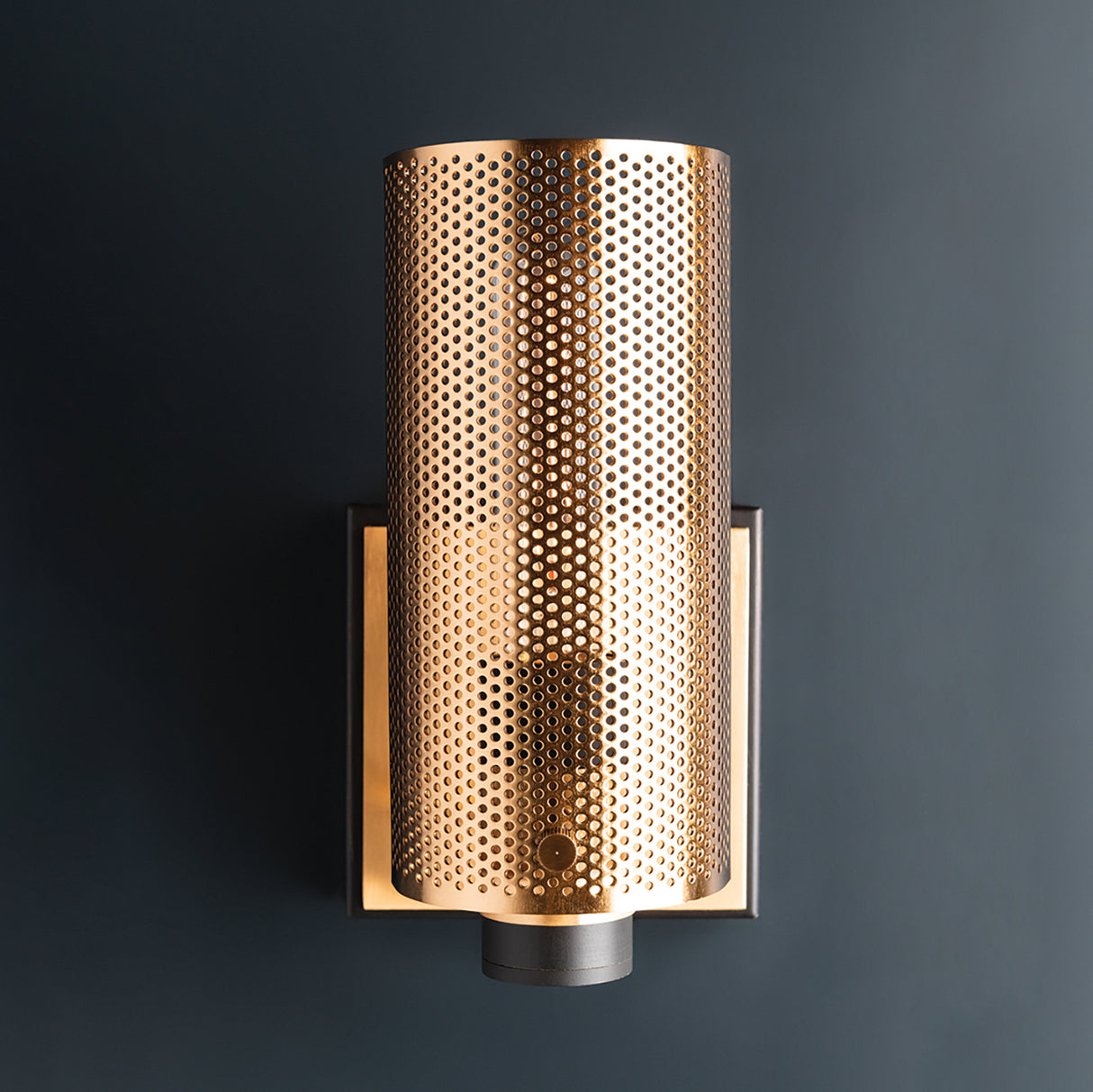 Oliver Wall Sconce, Black and Vintage Brass