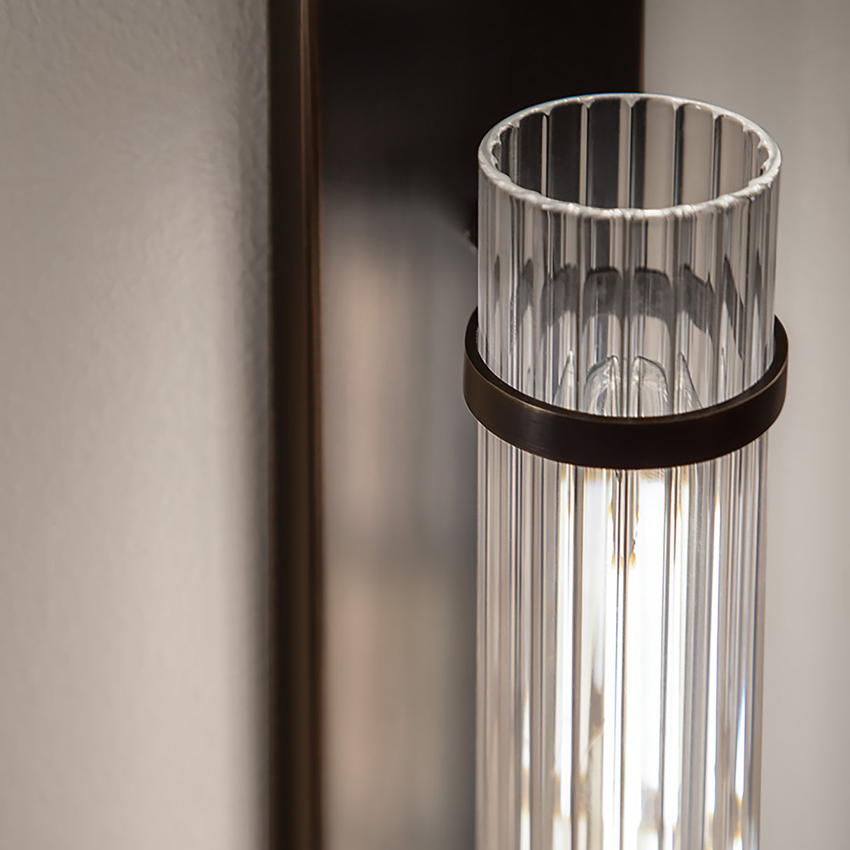 Zeke Wall Sconce 16", Old Bronze