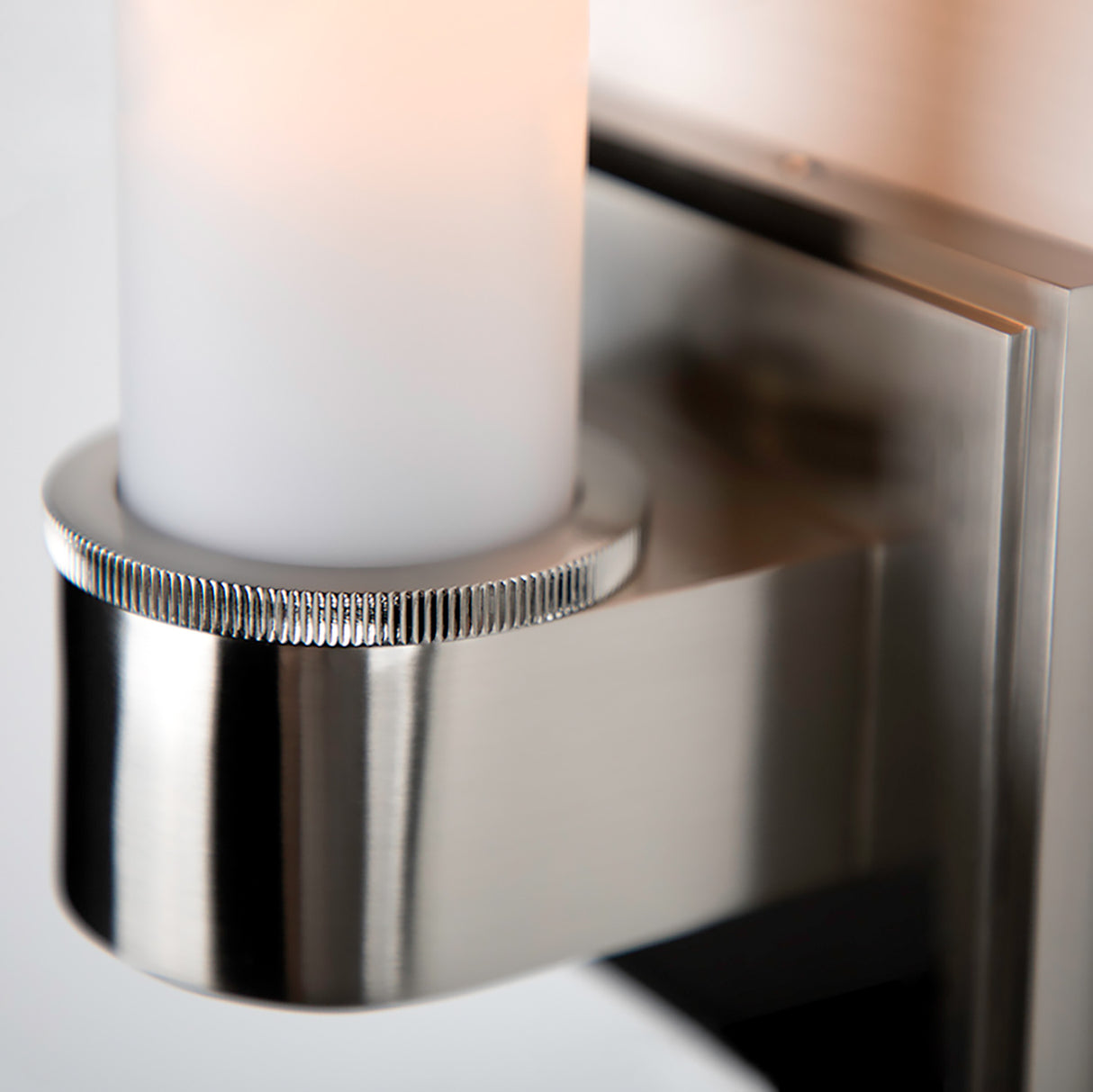 Griffin 1 Light Vanity 12", Satin Nickel