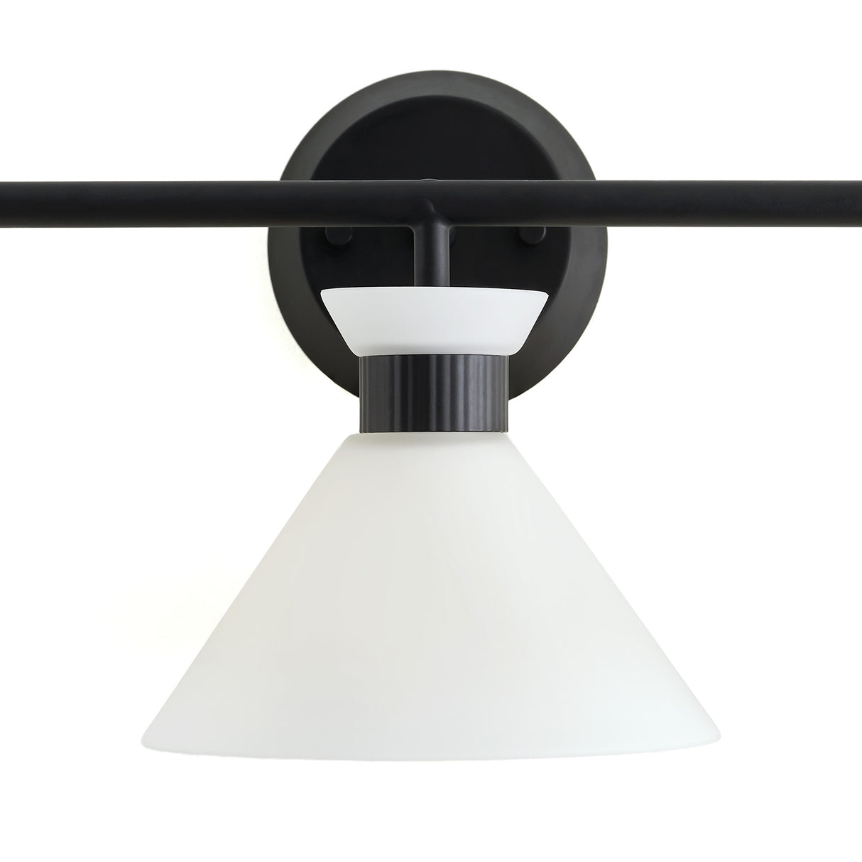 Issa 3 Light Vanity, Matte Black