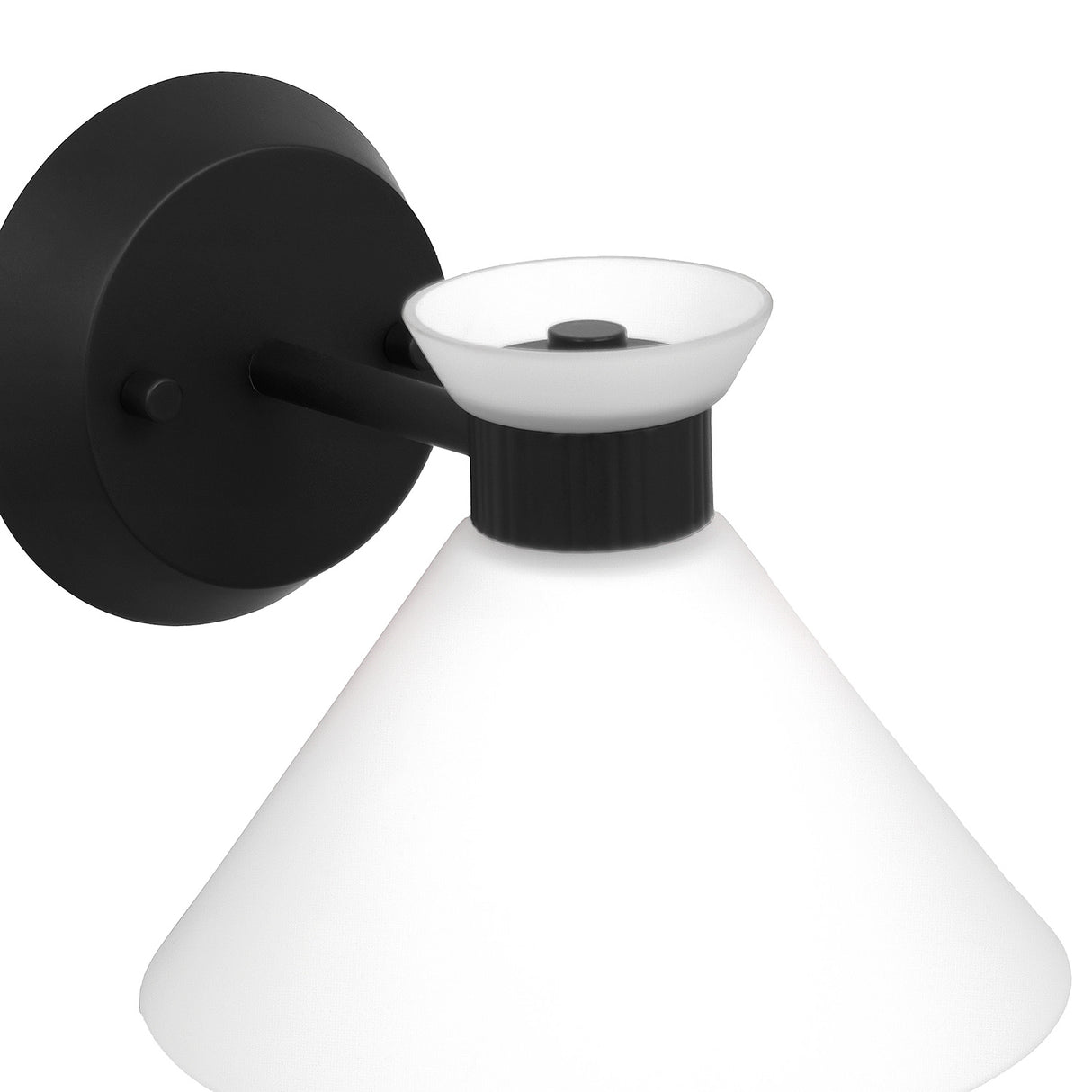 Issa Wall Sconce 7", Matte Black