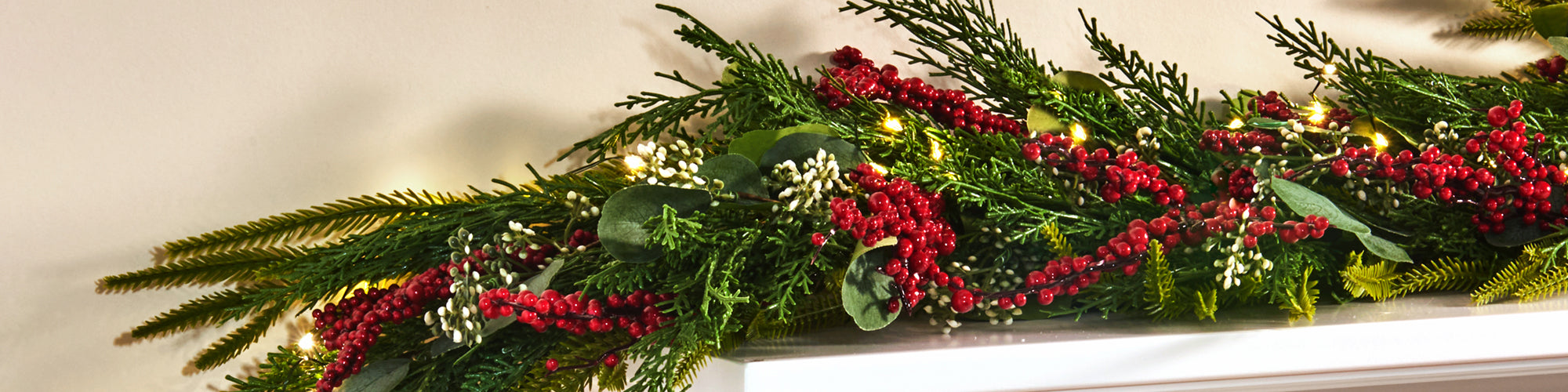 Trees, Wreaths & Garlands