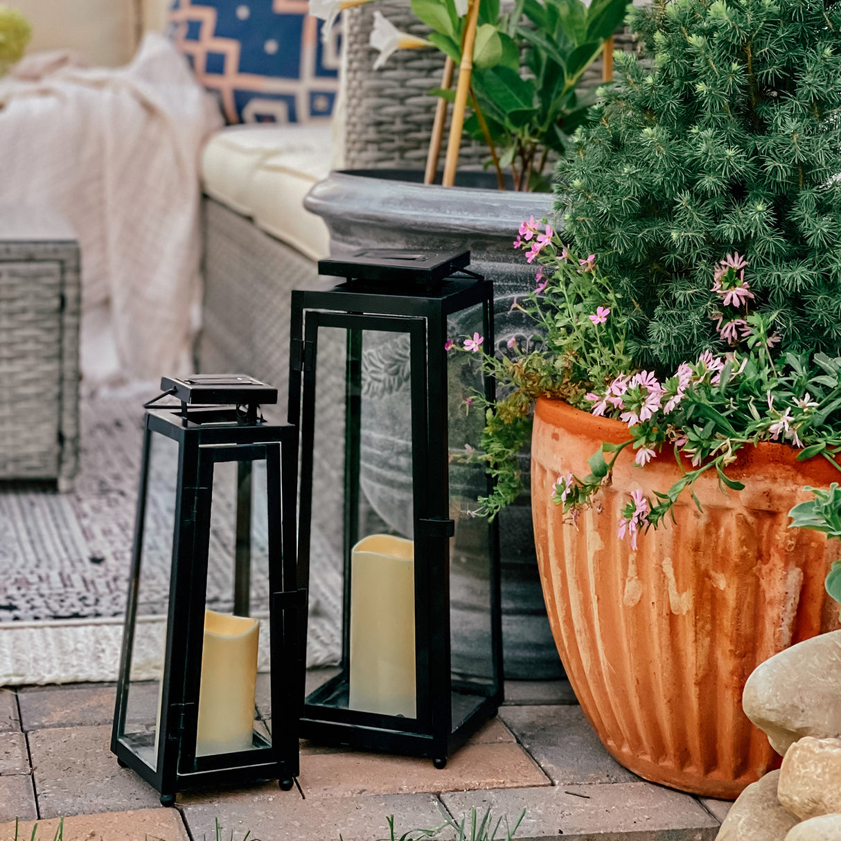 Quincy Black Medium Solar Metal Lanterns, Set of 2