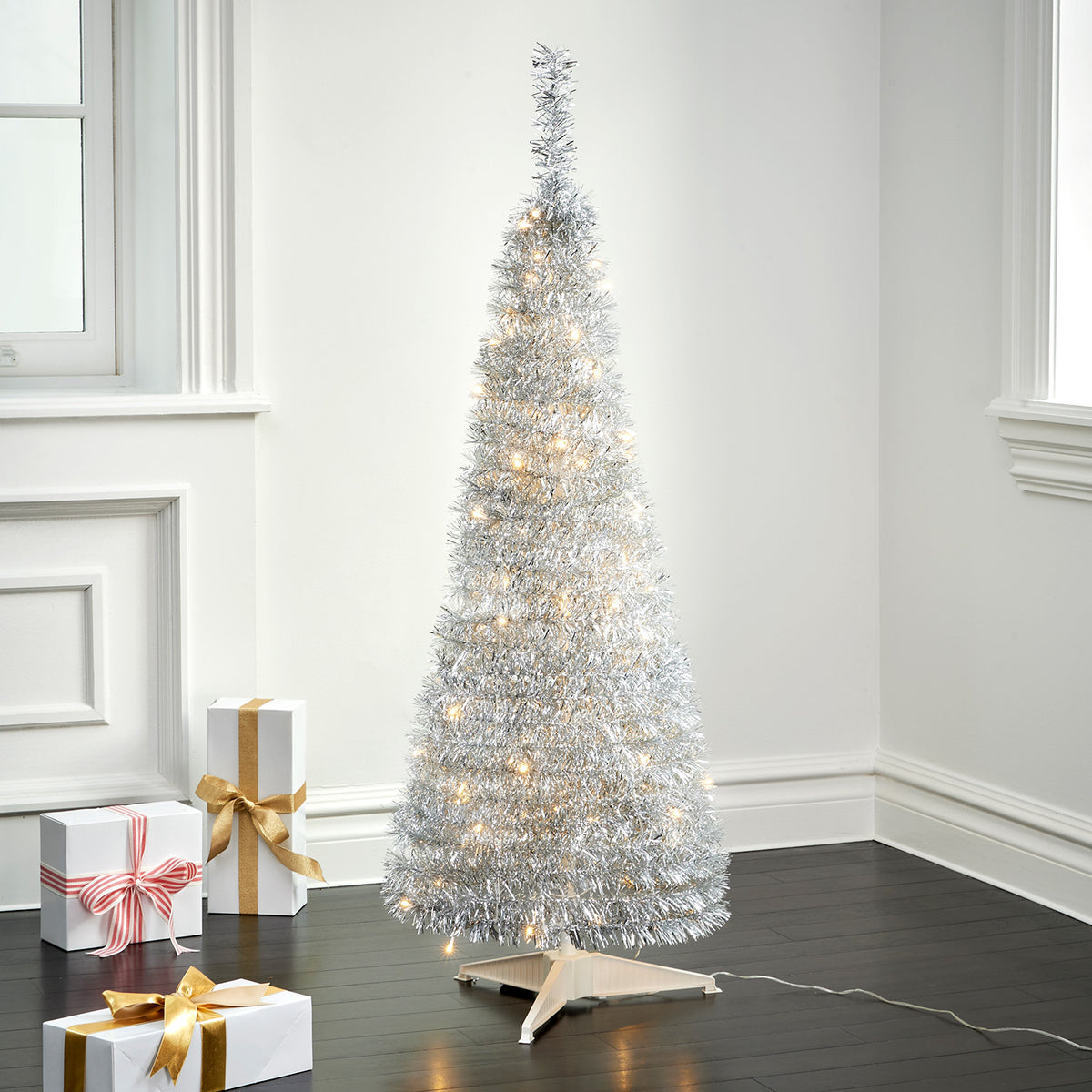 17.5-Inch Shatchi Pre-Lit Silver LED Tabletop Christmas Tree – Metal Frame, Plug-In Xmas Centerpiece For Home Or Office