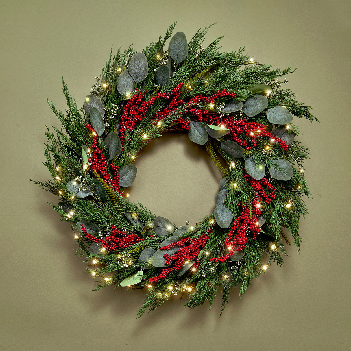 Winterberry and Greenery Wreath with 100 LEDs