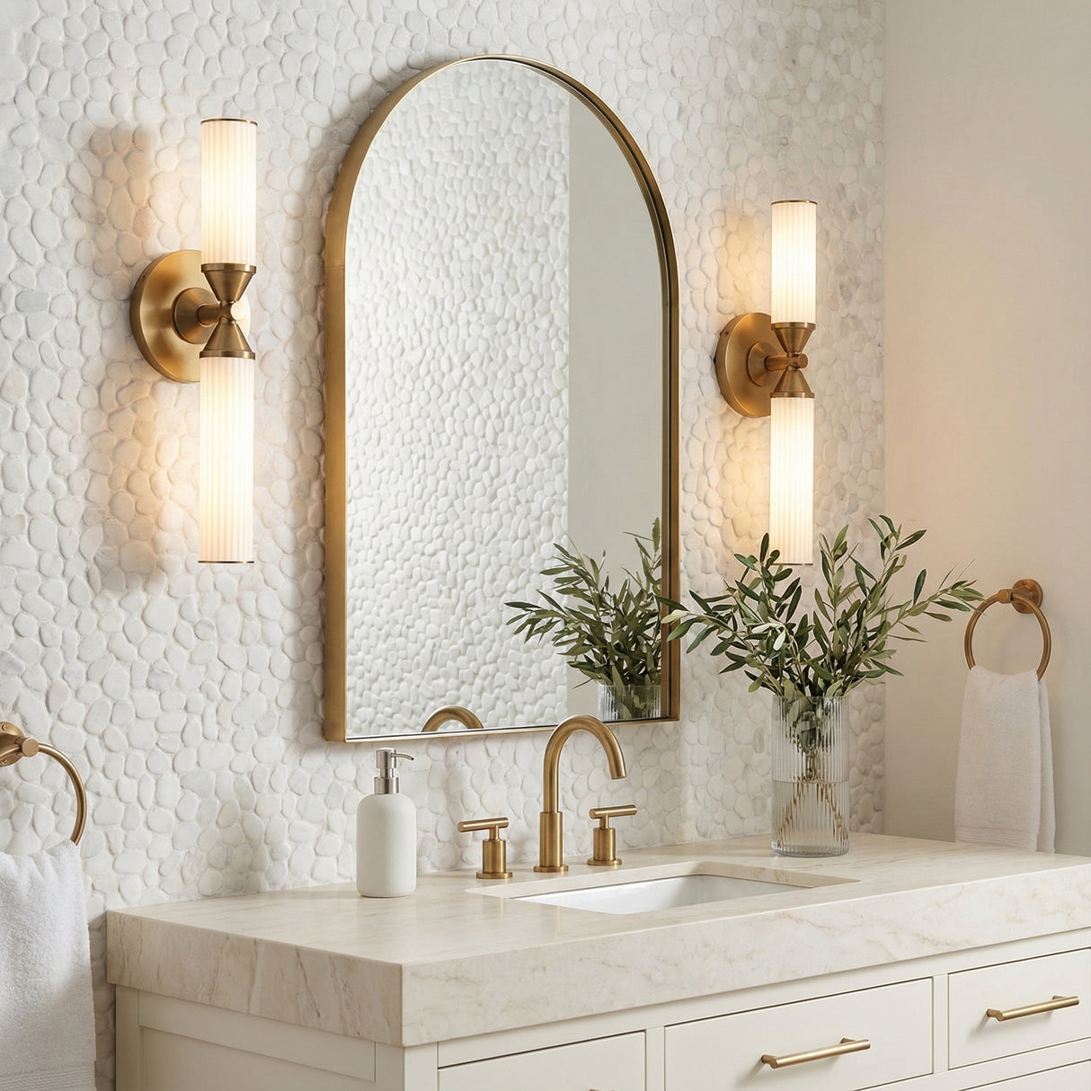 Blain LED Wall Sconce 18" for Modern home with White pebble tile