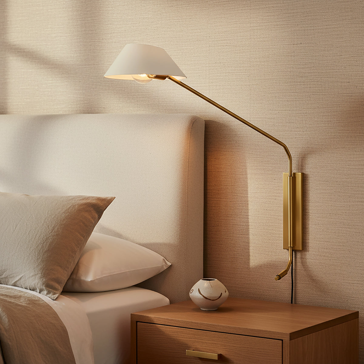 York Plug-in Wall Sconce for Modern home with Warm Beige Wallpaper