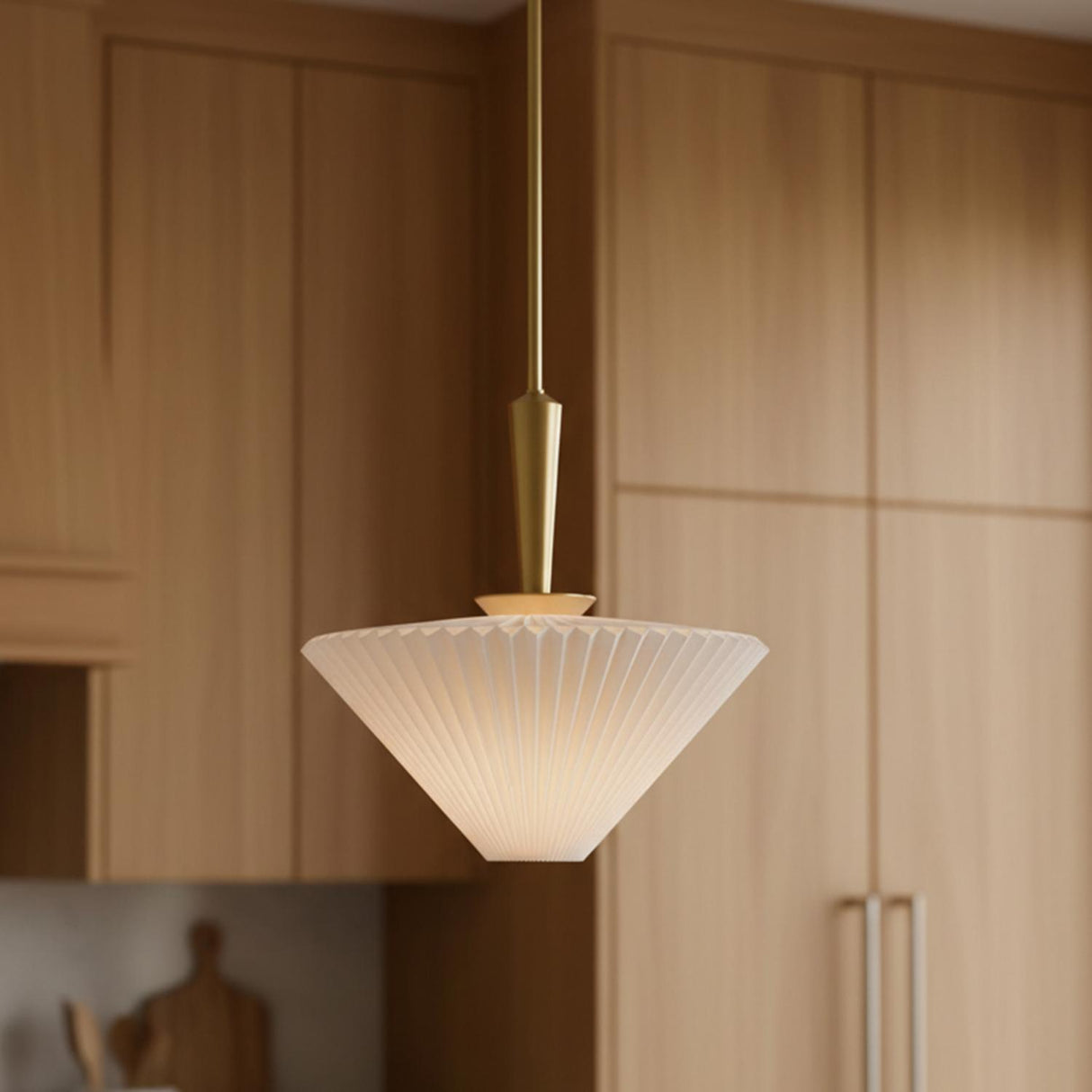 Sabina Pendant 16", Brushed Brass with Pleated Shade