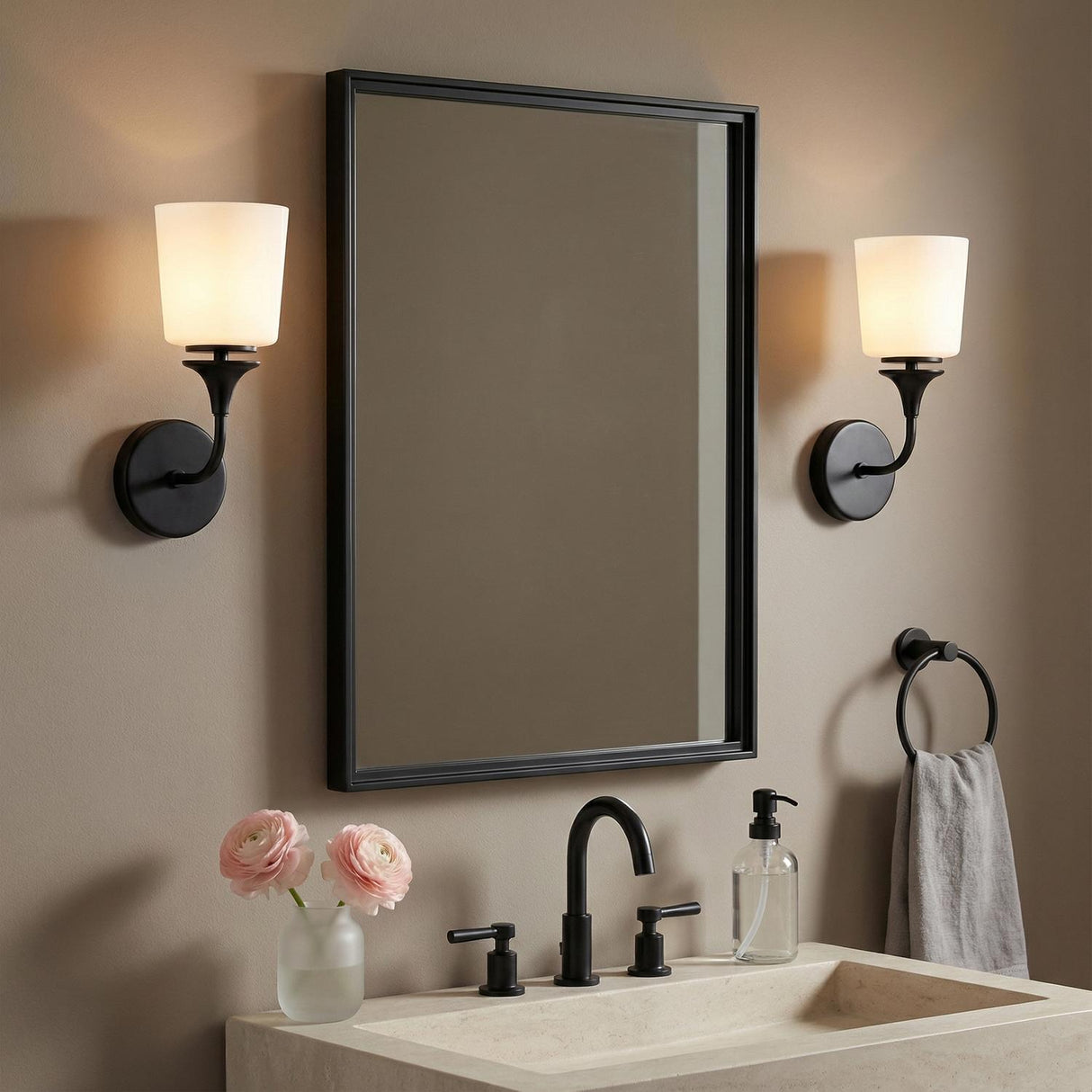 Harper Wall Sconce, Matte Black