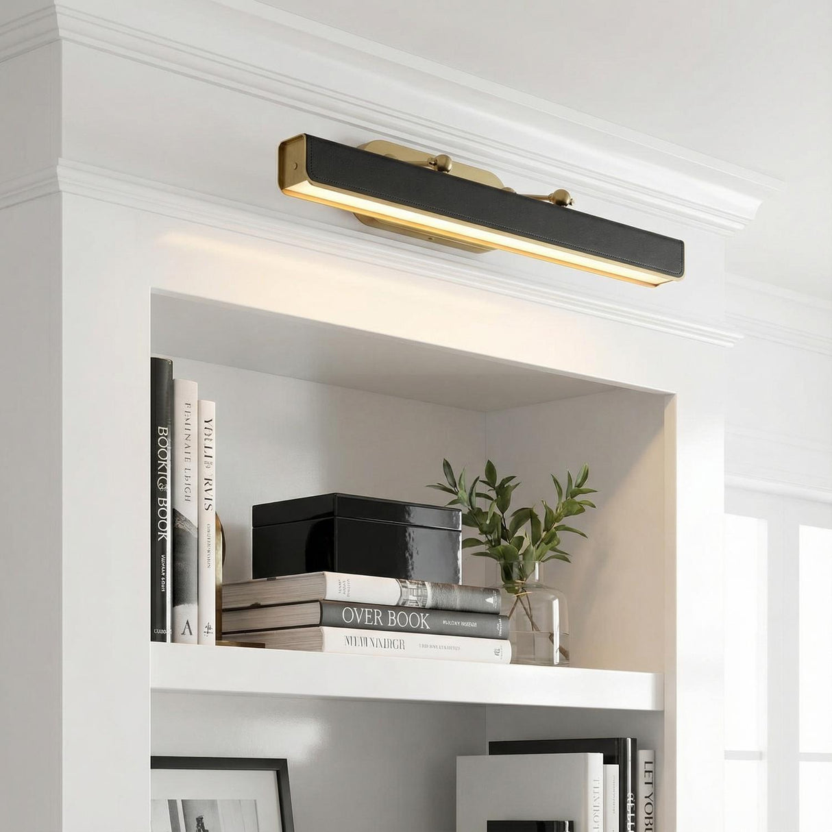 Jarrett LED Picture Light 32", Aged Brass and Tuxedo Leather