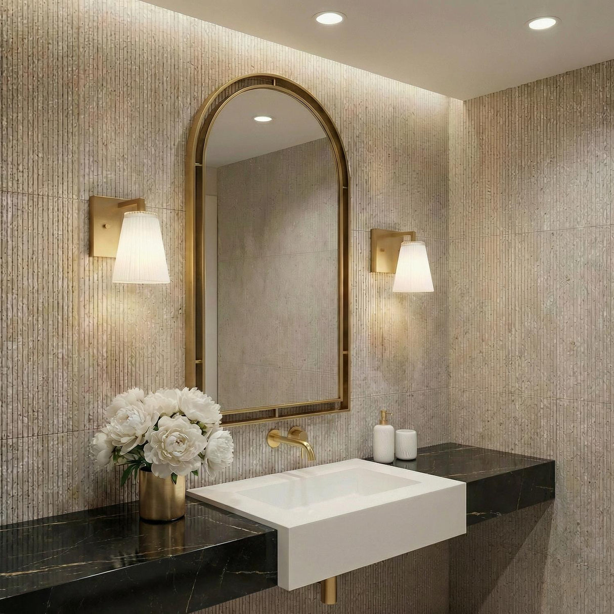 Margot Wall Sconce 8", Satin Brass