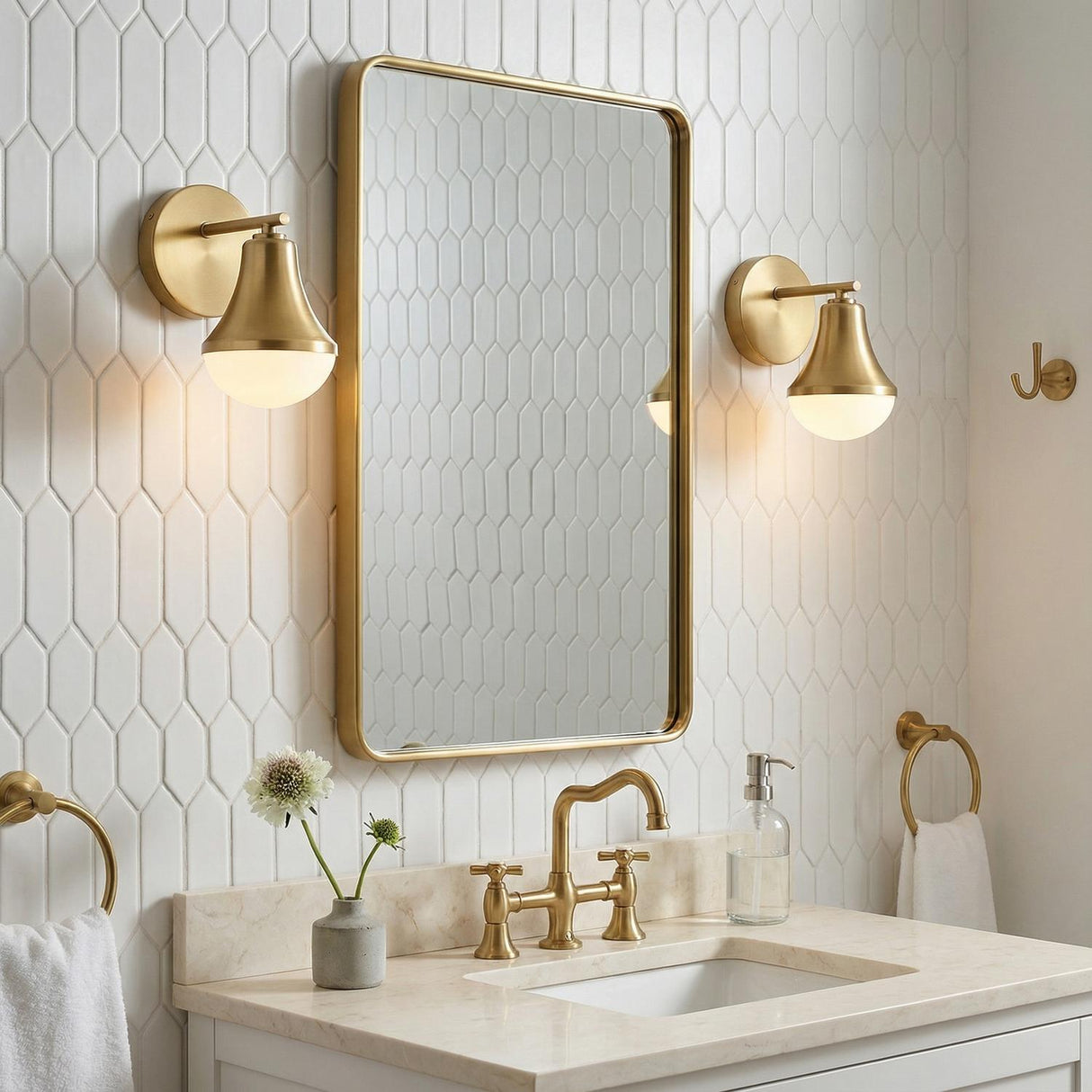 Skylar Wall Sconce 9", Satin Brass