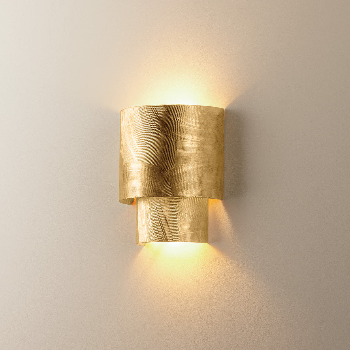 Barron Wall Sconce 9", Textured Gold Leaf