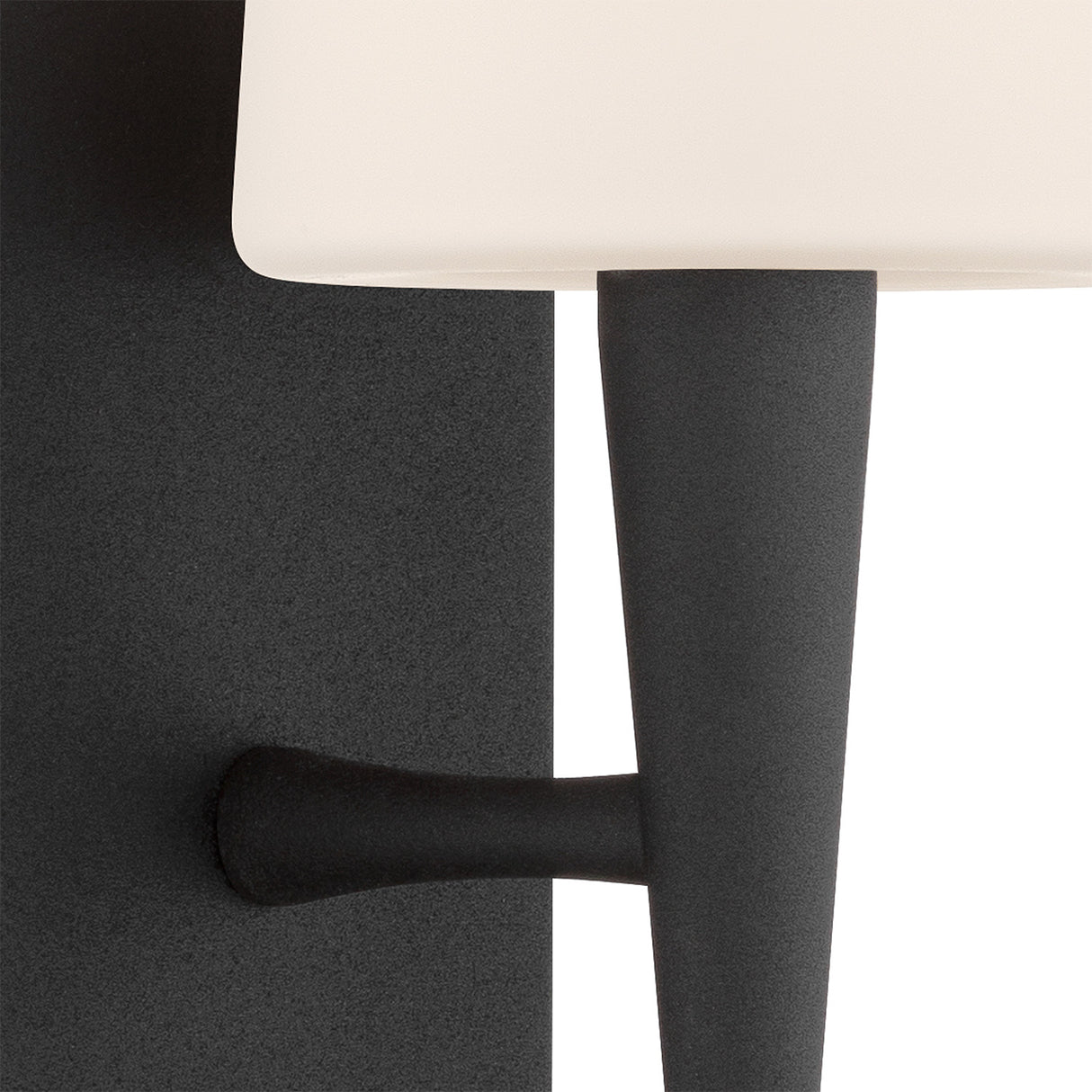 Kellan Wall Sconce 18", Black