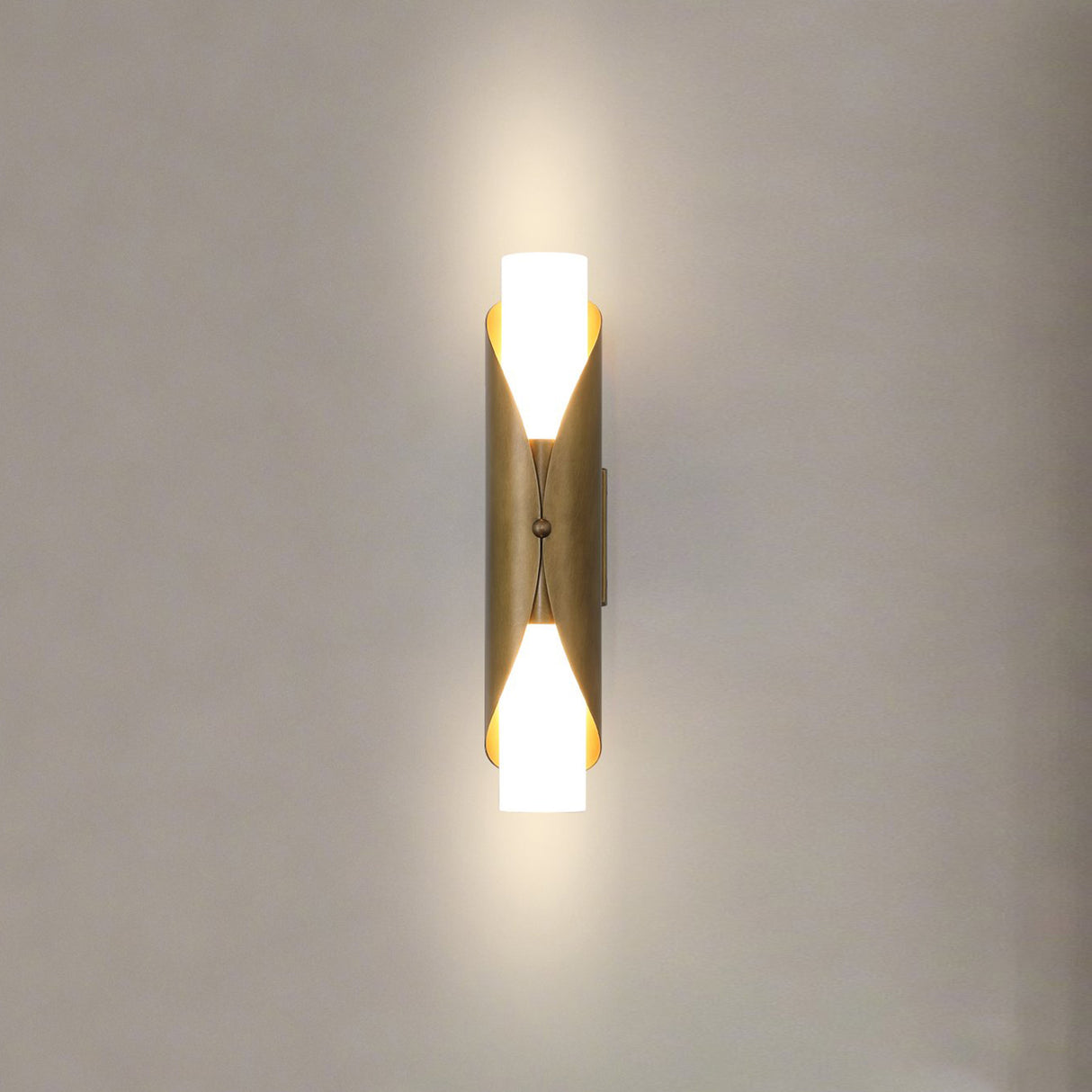 Alessio Medium Wall Sconce 18", Distressed Brass and Alabaster